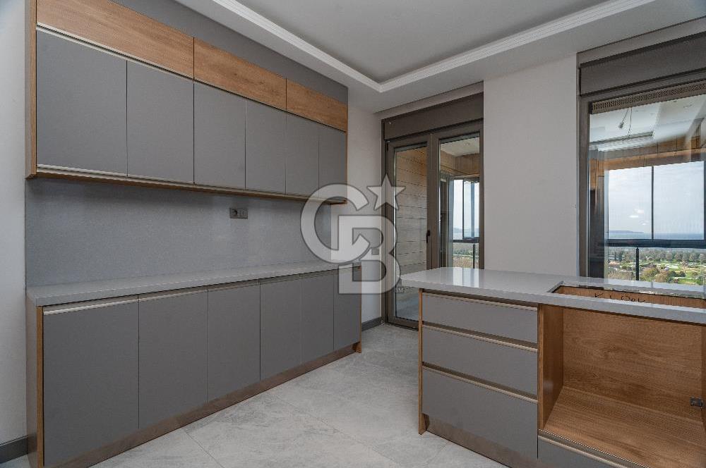 MALTEPEDE KAPANMAZ DENİZ MANZARALI 370M² 6+2 ÜST DUBLEKS DAİRE
