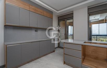 MALTEPEDE KAPANMAZ DENİZ MANZARALI 370M² 6+2 ÜST DUBLEKS DAİRE