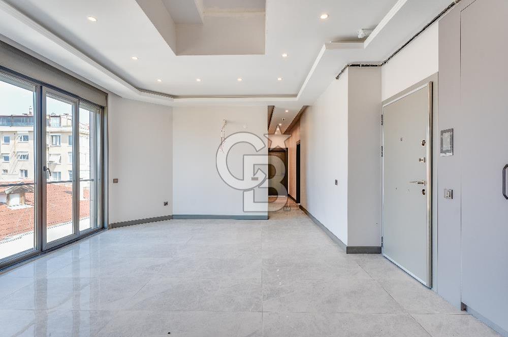MALTEPEDE KAPANMAZ DENİZ MANZARALI 370M² 6+2 ÜST DUBLEKS DAİRE