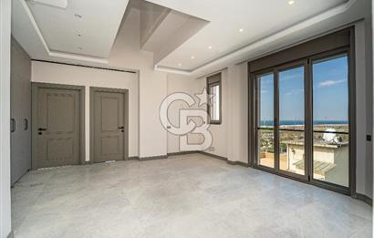 MALTEPEDE KAPANMAZ DENİZ MANZARALI 370M² 6+2 ÜST DUBLEKS DAİRE