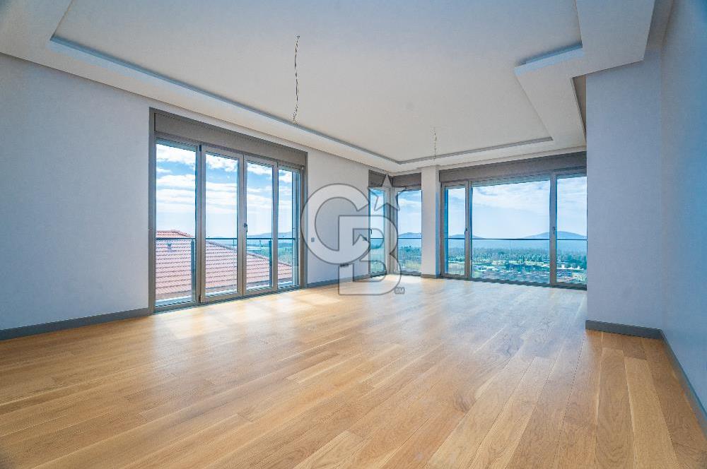 MALTEPEDE KAPANMAZ DENİZ MANZARALI 370M² 6+2 ÜST DUBLEKS DAİRE