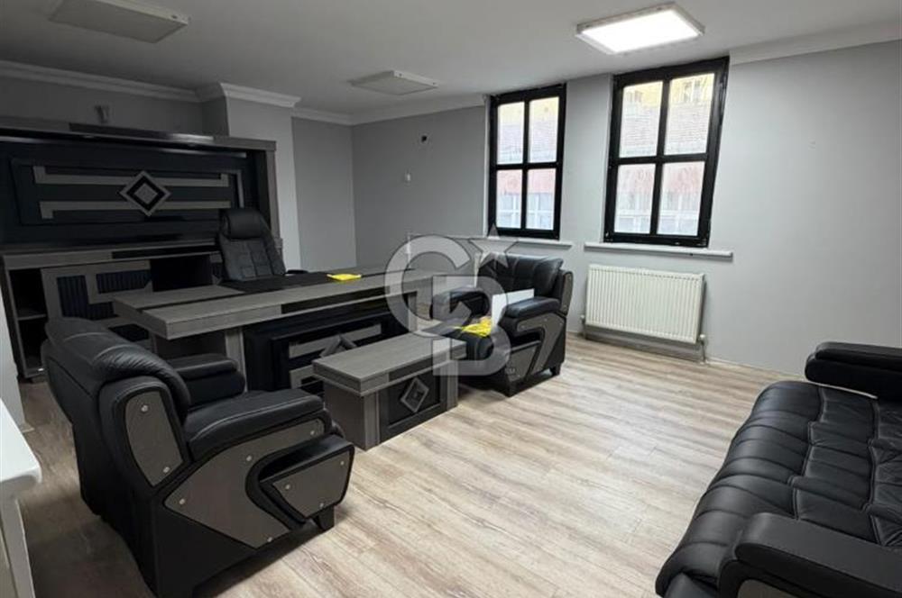 MERKEZİ KONUMDA KİRALIK 80 M2 OFİS