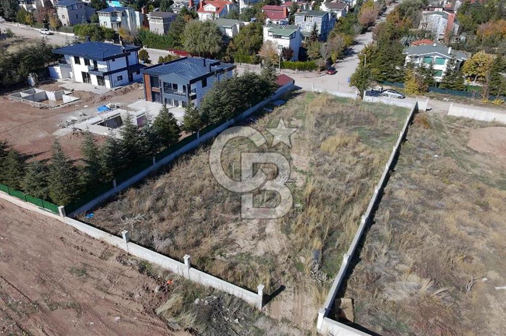 CB VİZYON GÖKHAN KORAL'DAN SİTE İÇERİSİNDE İKİ YOLA CEPHE ARSA