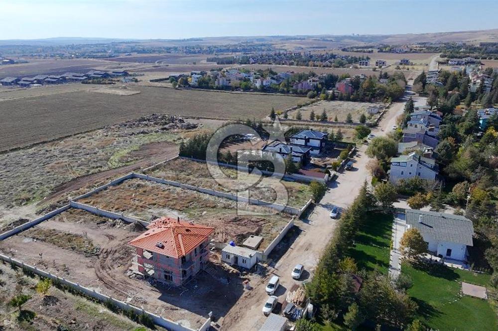 CB VİZYON GÖKHAN KORAL'DAN SİTE İÇERİSİNDE İKİ YOLA CEPHE ARSA