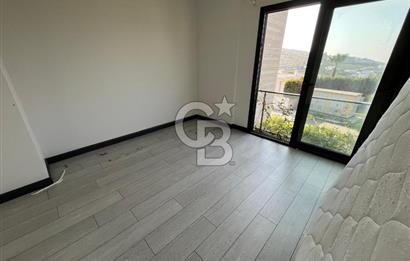 ORTAKENT MERKEZDE LÜKS SİTEDE EŞYASIZ BAHÇELİ 2+1 GENİŞ DAİRE