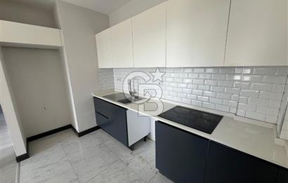 ORTAKENT MERKEZDE LÜKS SİTEDE EŞYASIZ BAHÇELİ 2+1 GENİŞ DAİRE