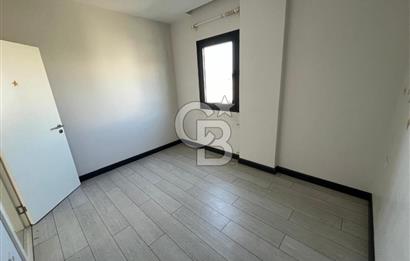 ORTAKENT MERKEZDE LÜKS SİTEDE EŞYASIZ BAHÇELİ 2+1 GENİŞ DAİRE