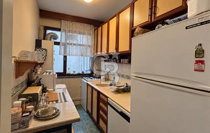 KADIKÖY CAFERAĞA’DA DENİZ VE ADALAR MANZARALI 3+1 SATILIK DAİRE