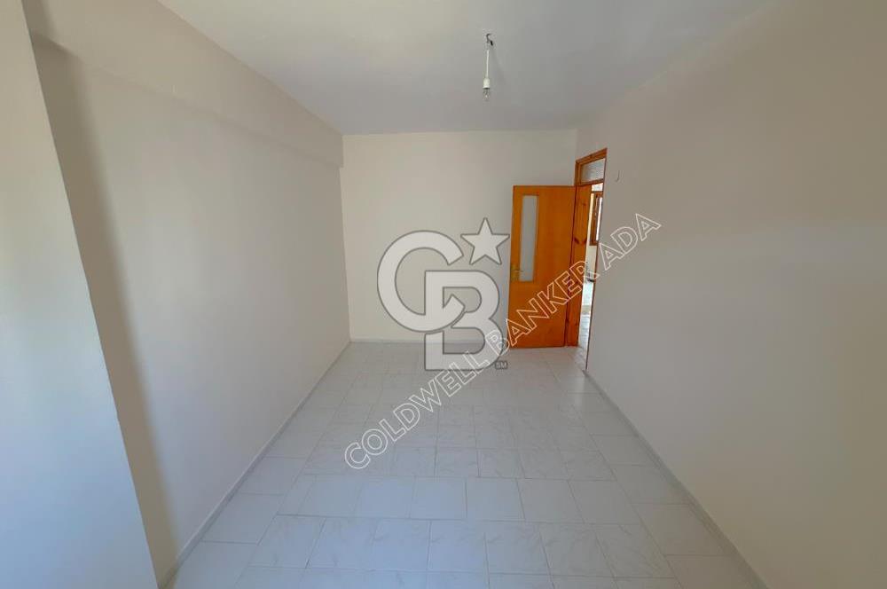 Sahile Yürüme Mesafesinde Kapalı Mutfak Satılık 2+1 Daire