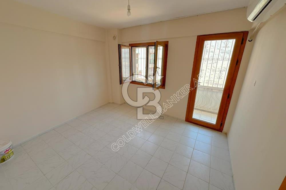 Sahile Yürüme Mesafesinde Kapalı Mutfak Satılık 2+1 Daire