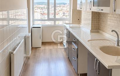 Ataşehir İnönü Mh. Site içerisinde 3+1 Satılık Daire