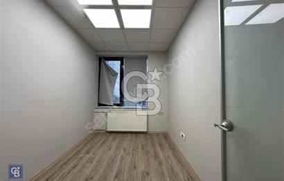 Bağdat Caddesi'ne 2.Bina Prestijli İş Hanında Güvenlikli 3+1