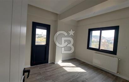C.B. ROUTE | DİKİLİ CUMHURİYETTE GENİŞ TERASLI ŞIK VİLLA