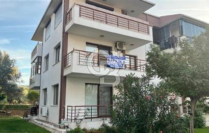 Yenifoça Turkuaz Evleri Sitesinde Satılık 2+1 Daire
