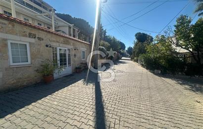 Foça İsmetpaşa Mah. Mersinaki'de Eşyalı Kiralık 1+1 Daire