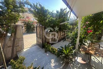Foça İsmetpaşa Mah. Mersinaki'de Eşyalı Kiralık 1+1 Daire - 1 - 378473