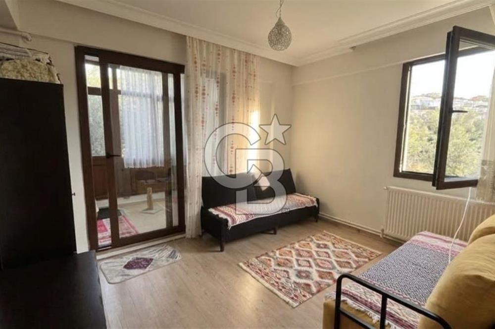 Yenifoça Turkuaz Evleri Sitesinde Satılık 2+1 Daire