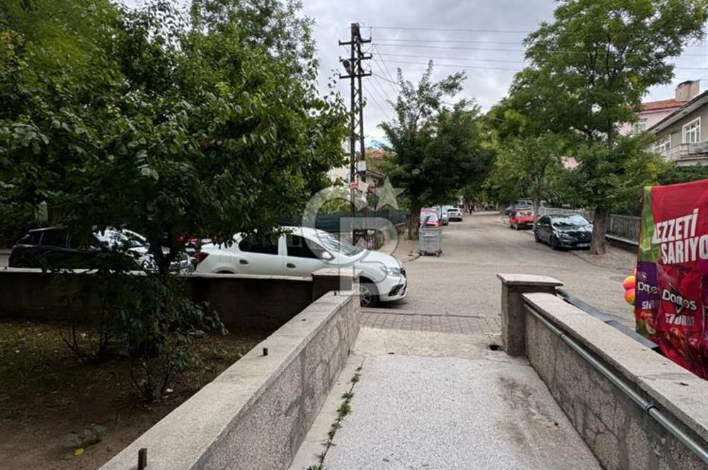 Keçiören Fındıklı Sokak'da Metro Yakını 3+1 Kiralık Daire
