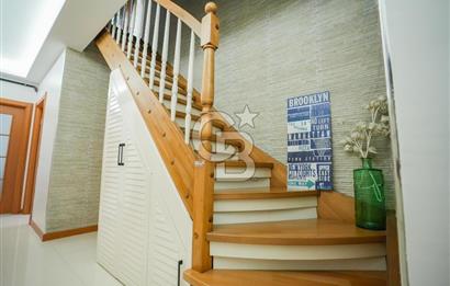Ümraniyede Ferah Yaşam Alanlarıyla 4+1 Satılık Dubleks Daire