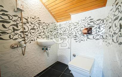 Ümraniyede Ferah Yaşam Alanlarıyla 4+1 Satılık Dubleks Daire