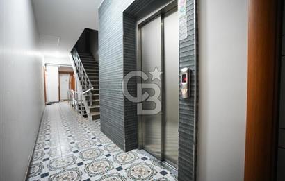 Ümraniyede Ferah Yaşam Alanlarıyla 4+1 Satılık Dubleks Daire