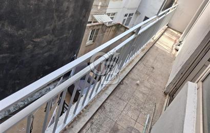 Pendik sahil çarşı merkez satılık 2+1 daire 70 m2 net