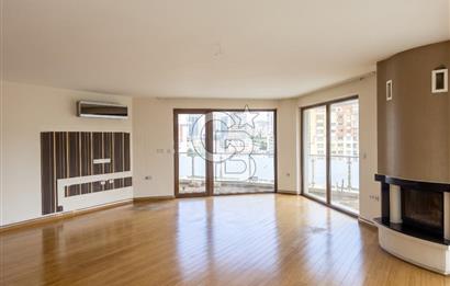 ÇUKURAMBAR MAHALLESİNDE CADDE ÜSTÜNDE 3+1 ADA MUTFAKLI 189M2 NET