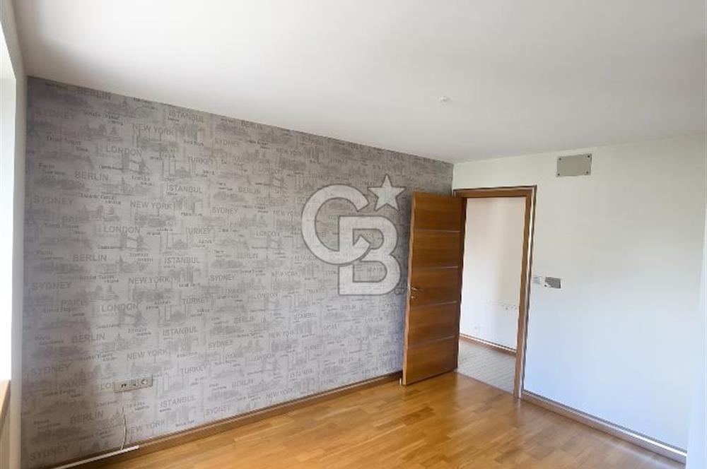 ÇUKURAMBAR MAHALLESİNDE CADDE ÜSTÜNDE 3+1 ADA MUTFAKLI 189M2 NET