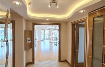 ÇUKURAMBAR MAHALLESİNDE CADDE ÜSTÜNDE 3+1 ADA MUTFAKLI 189M2 NET