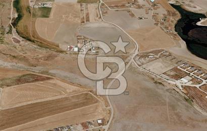 MOGAN GÖLÜNE YÜRÜME MESAFESİNDE SATILIK İMAR BEKLEYEN ARAZİ