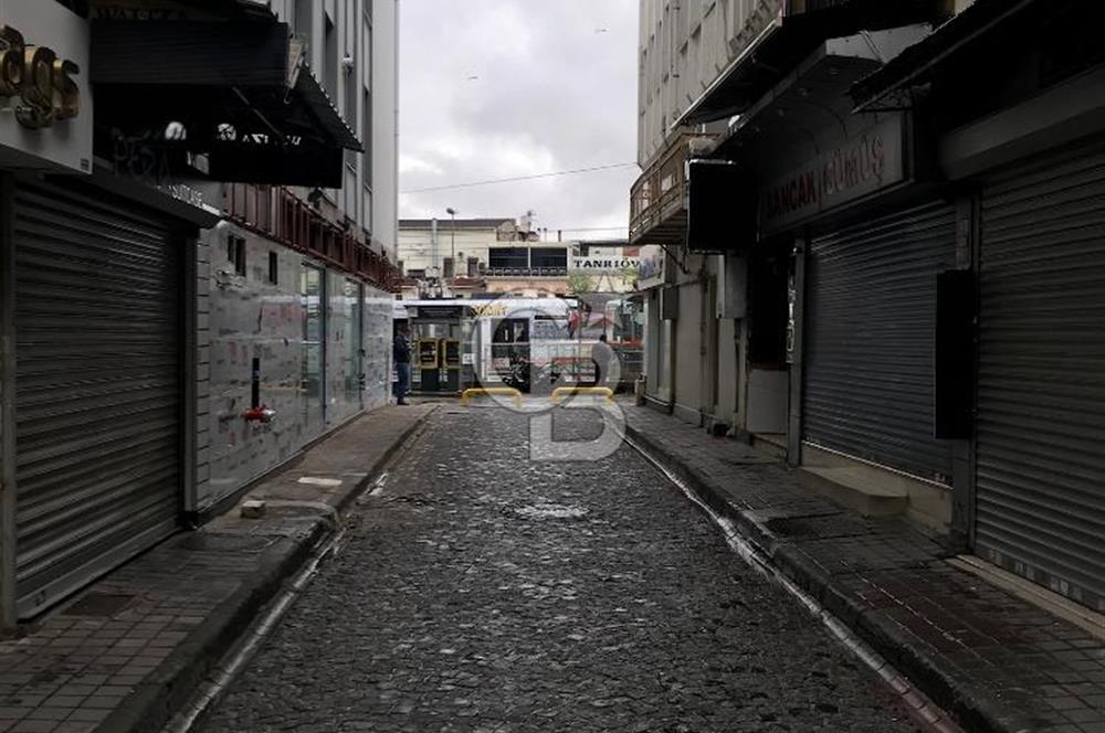 BEYAZIT TRAMVAY DURAĞINA 60 METRE MESAFEDE SATILIK DÜKKAN