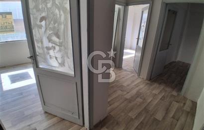 Pendik sahil çarşı merkez satılık 2+1 daire 70 m2 net