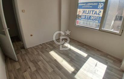Pendik sahil çarşı merkez satılık 2+1 daire 70 m2 net