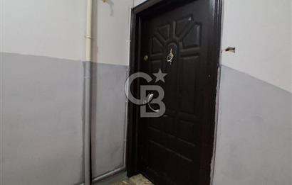 Pendik sahil çarşı merkez satılık 2+1 daire 70 m2 net