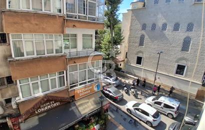 Pendik sahil çarşı merkez satılık 2+1 daire 70 m2 net