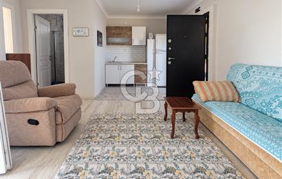 DENİZ MANZARASI EŞLİĞİNDE KIZLANDA EV VE BAHÇE KEYFİ