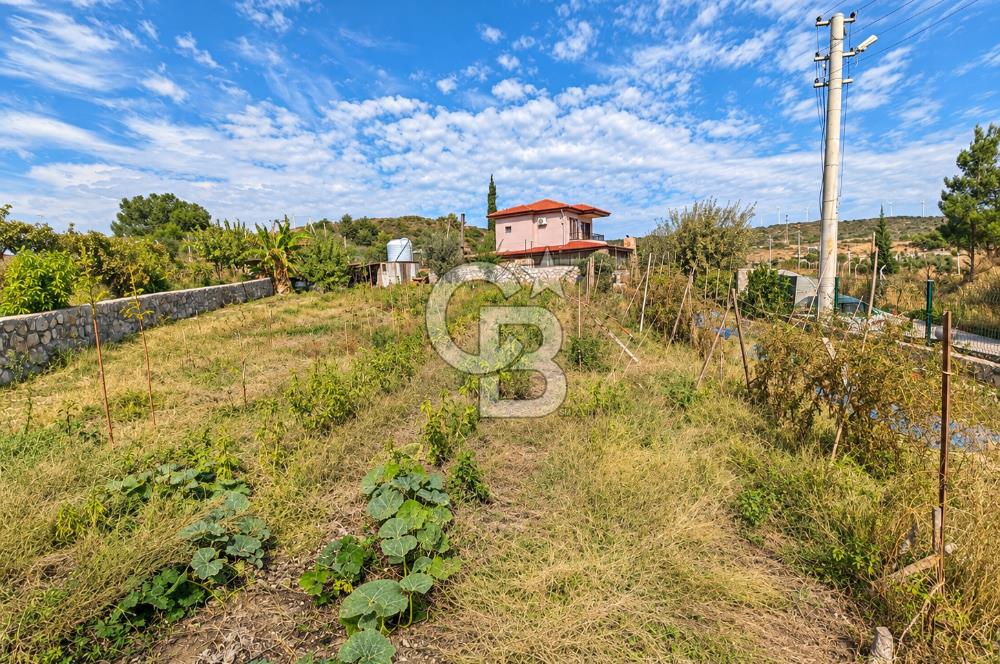 DENİZ MANZARASI EŞLİĞİNDE KIZLANDA EV VE BAHÇE KEYFİ