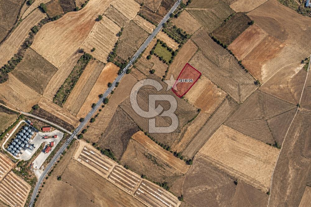 SİVRİHİSAR KAYMAZ'DA ANA YOLA YAKIN 5.696 M² YATIRIMLIK TARLA