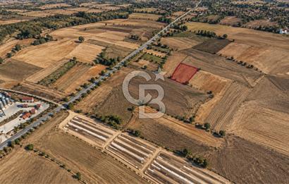 SİVRİHİSAR KAYMAZ'DA ANA YOLA YAKIN 5.696 M² YATIRIMLIK TARLA