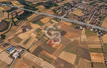 SİVRİHİSAR KAYMAZ'DA ANA YOLA YAKIN 5.696 M² YATIRIMLIK TARLA
