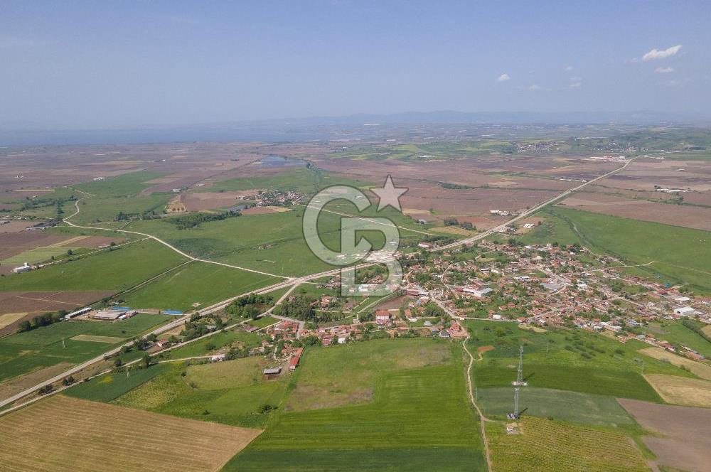 BALIKESİR MANYAS HAYDAR'DA EMSALSİZ SATILIK VİLLA İMARLI ARSALAR