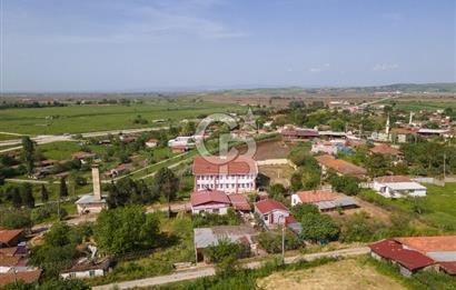 BALIKESİR MANYAS HAYDAR'DA EMSALSİZ SATILIK VİLLA İMARLI ARSALAR