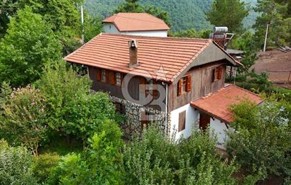 Köyceğiz Ağla Yaylası'nda Satılık, İki Ayrı 3+1 Evi Bulunan Özel Mülk