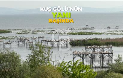 BALIKESİR MANYAS HAYDAR'DA EMSALSİZ SATILIK VİLLA İMARLI ARSALAR