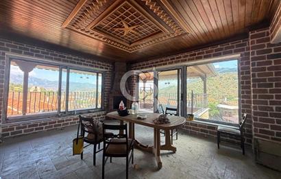 Milas Pınarcıkta Restorasyonlu Yüzyıllık Satılık Taş Konak