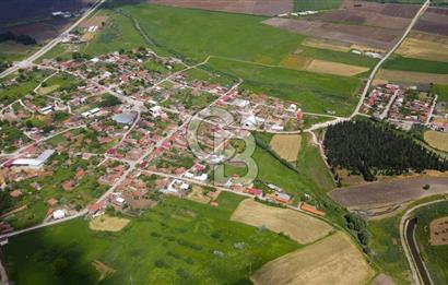 BALIKESİR MANYAS HAYDAR'DA EMSALSİZ SATILIK VİLLA İMARLI ARSALAR