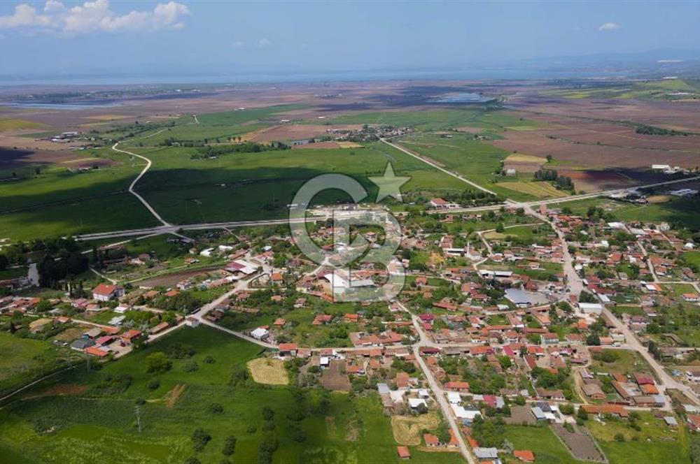 BALIKESİR MANYAS HAYDAR'DA EMSALSİZ SATILIK VİLLA İMARLI ARSALAR