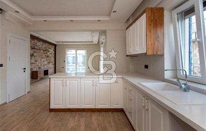 Foça Hacıveli Mah. Havuzlu Site İçerisinde Satılık 3+1 Villa
