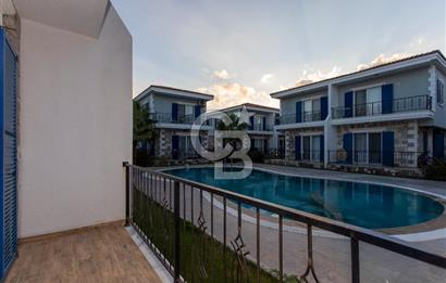 Foça Hacıveli Mah. Havuzlu Site İçerisinde Satılık 3+1 Villa