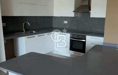 NAROVA 1. ETAP 3,5+1 EVEBEYN BANYOLU VERANDALI ÖNÜ AÇIK BÜYÜK TİP KİRALIK DAİRE